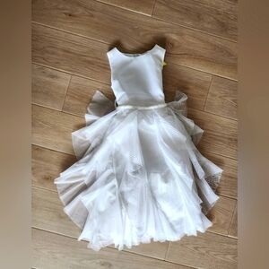 US ANGELS WHITE FLOWER GIRL/CHRISTENING GOWN SZ 10